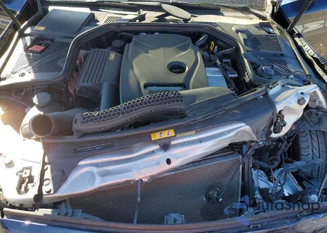 2015 Mercedes-Benz C 300 from USA, damaged, VIN 55SWF4JB7FU057403